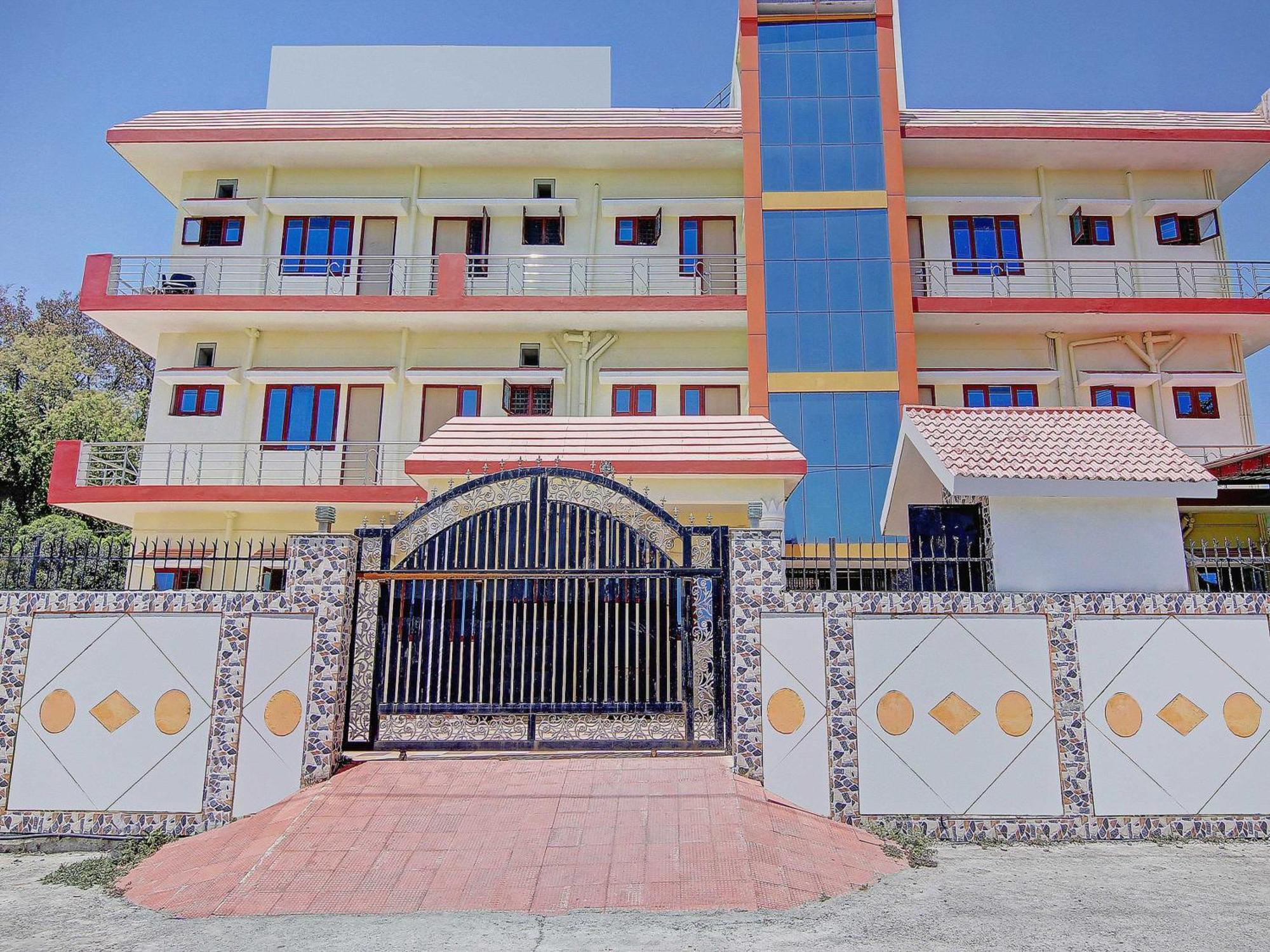 โอโย โฮม 78802 พลาชี ภาวัน ฌัชรา Apartment Jhajra ภายนอก รูปภาพ
