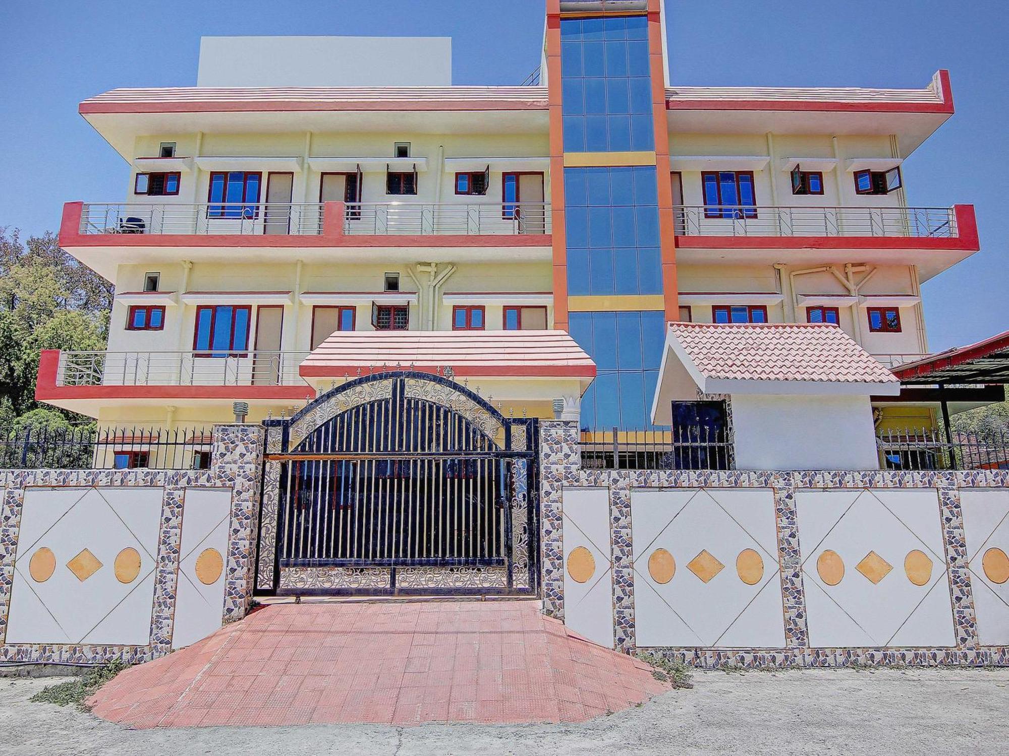 โอโย โฮม 78802 พลาชี ภาวัน ฌัชรา Apartment Jhajra ภายนอก รูปภาพ