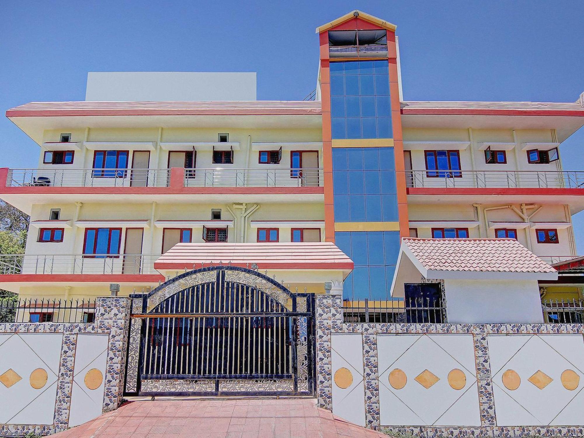 โอโย โฮม 78802 พลาชี ภาวัน ฌัชรา Apartment Jhajra ภายนอก รูปภาพ