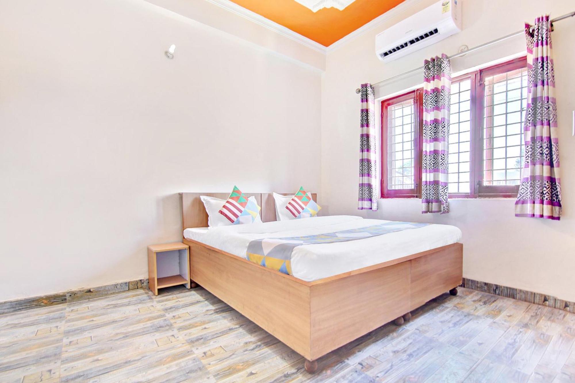 โอโย โฮม 78802 พลาชี ภาวัน ฌัชรา Apartment Jhajra ภายนอก รูปภาพ